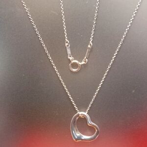 TIFFANY&CO. Elsa PERETTI 925 HEART AND CHAIN.